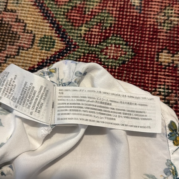 Abercrombie & Fitch Hawaiian Shirt - Picture 3 of 7